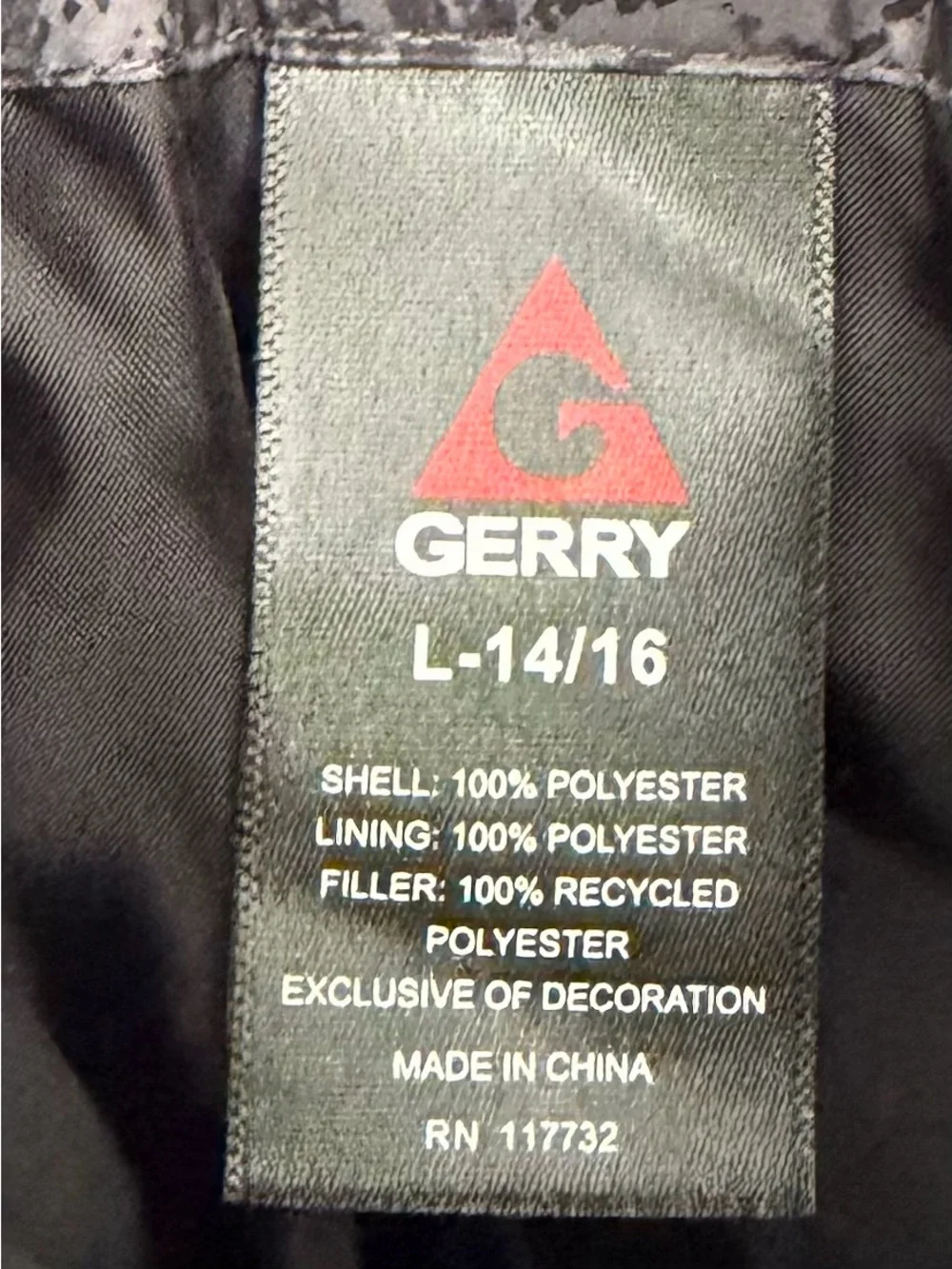 Gerry Jacket Youth L quilted jacket a dark abstract pattern contrast Full Zipper